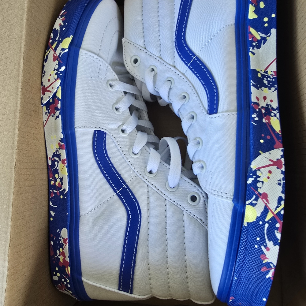 VANS Stylish Kids/womens High-Top Sneakers - White and Paint Splatter